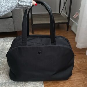 Lululemon Go Getter Bag